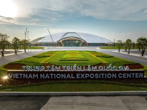 Vingroup của tỷ phú Phạm Nhật Vượng lập kỷ lục chưa từng có tại công trình Top 10 thế giới, đón nhận Huân chương Lao động hạng Nhất