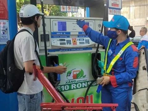 Đề xuất dùng xăng E10 từ 1-1-2026, xóa hoàn toàn xăng khoáng RON 95