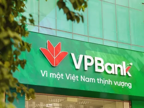 Hai con gái Phó Chủ tịch VPBank đăng ký mua 40 triệu cổ phiếu VPB