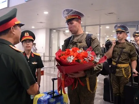 Đoàn quân nhân Nga đến Việt Nam dự diễu binh ngày Quốc khánh 2-9