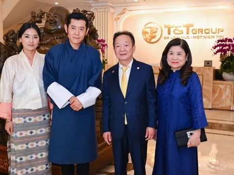 Quốc vương Bhutan và Hoàng hậu tới thăm T&T Group, ông Đỗ Quang Hiển đề xuất mở đường bay thẳng Bhutan và Việt Nam, phát triển du lịch tâm linh