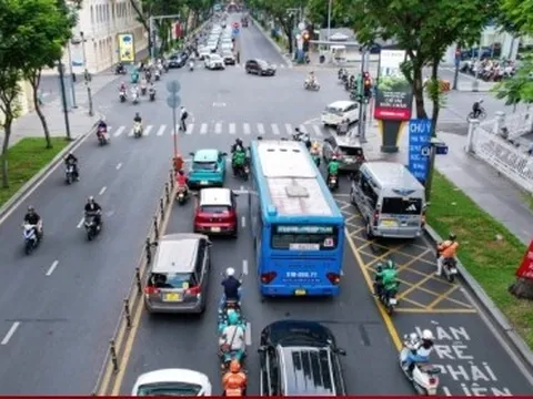 Tạm ngưng các phương tiện đi vào đường Lê Duẩn, TPHCM ngày 23/8