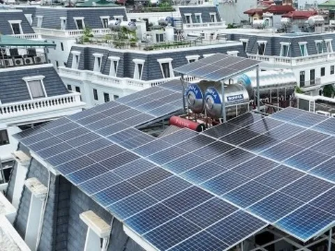 Hỗ trợ 14 triệu hộ lắp điện mặt trời mái nhà, Bộ Công Thương nói cần 42.000 tỷ