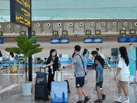 Giá vé máy bay dịp 2-9 rớt mạnh, TP HCM – Hà Nội chỉ còn 2,2 triệu đồng