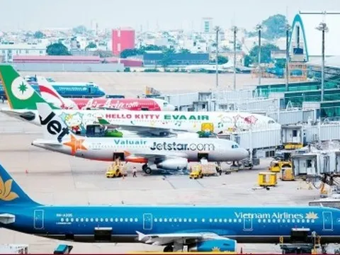 Giá vé máy bay chặng TP.HCM - Hà Nội dịp 2/9 bất ngờ giảm nhiệt