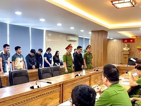 Danh tính 4 nhân viên ngân hàng vừa bị bắt tạm giam và cấm đi khỏi nơi cư trú