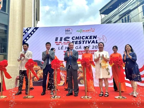 FujiMart chiêu đãi Lễ hội Gà Mỹ với khuyến mại lớn