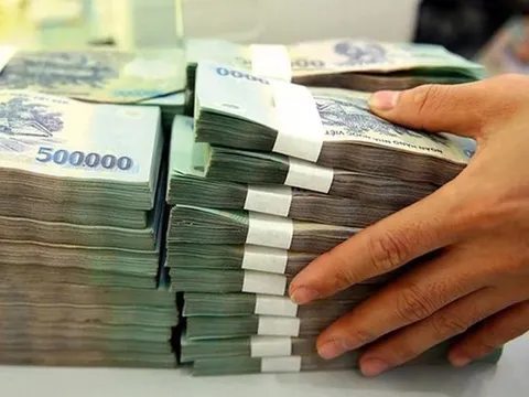 Thấy gì từ tình hình nợ xấu ngân hàng tăng?