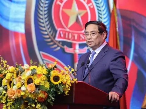 Thủ tướng: Thể chế thông thoáng nhưng cần ngăn chặn "trục lợi chính sách"