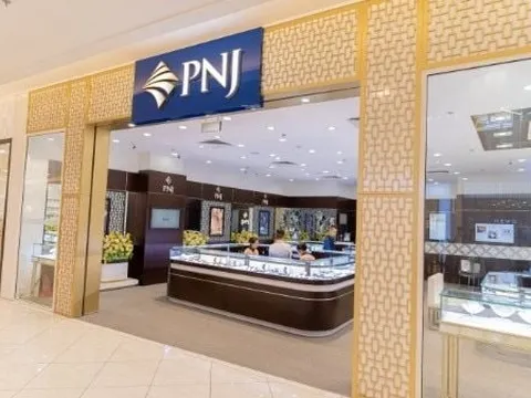 Doanh nghiệp vàng bạc trang sức lớn nhất Việt Nam chịu ảnh hưởng ra sao từ Nghị định chấm dứt độc quyền sản xuất vàng miếng?