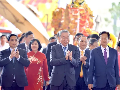 Từ ngày mai, Việt Nam sẽ sử dụng 5 thứ tiếng hàng tỷ người dùng toàn cầu tại công trình top 10 thế giới