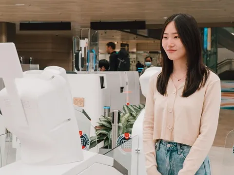 Trải nghiệm nhận diện sinh trắc học lên máy bay với ứng dụng VNeID và Vietjet