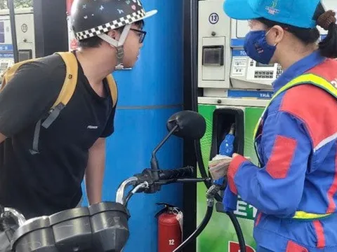 Bộ trưởng Bộ Công Thương nói gì về sử dụng xăng E10 thay thế hoàn toàn RON 95 từ 1-1-2026?