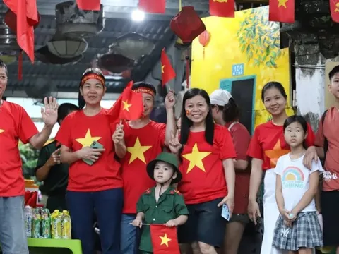 TPHCM thưởng 5 triệu đồng cho phụ nữ sinh đủ 2 con trước tuổi 35