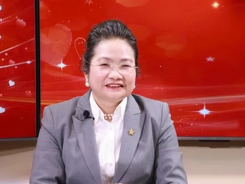 Chủ tịch Nguyễn Thị Vinh muốn trở thành cổ đông lớn Sách Thái Nguyên