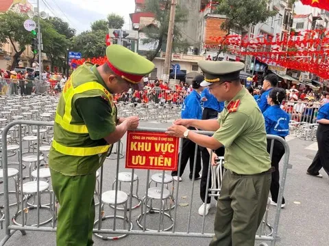 Công an Hà Nội đề nghị người dân không dựng lều giữ chỗ xem diễu binh