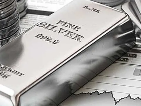 Không chỉ vàng 'nóng bỏng tay', kim loại này cũng được dự báo nổi sóng