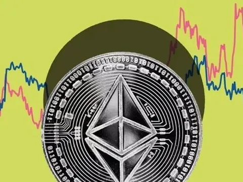 Một cá voi Bitcoin "ngủ đông" 7 năm vừa bất ngờ mua vào 4 tỷ USD Ethereum trong hai ngày