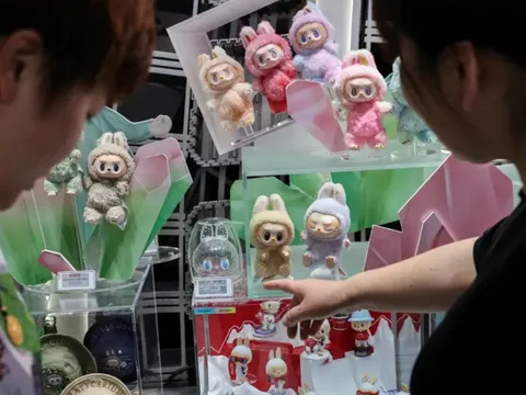 Tịch thu hơn 200.000 sản phẩm Labubu giả, cảnh báo có thể gây tổn thương tới sức khỏe trẻ em suốt đời