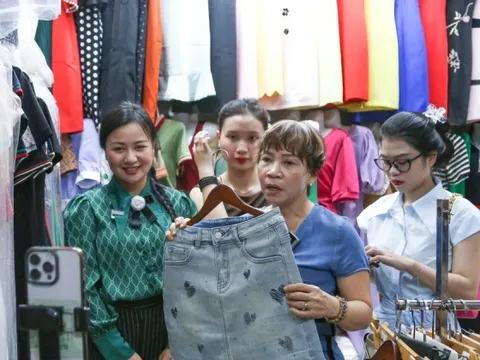 Doanh thu bao nhiêu thì phải đóng thuế?