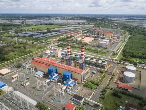 Doanh thu tăng mạnh, lợi nhuận bứt phá ngoạn mục, "ông lớn" ngành điện mở ra chu kỳ tăng trưởng tỷ đô
