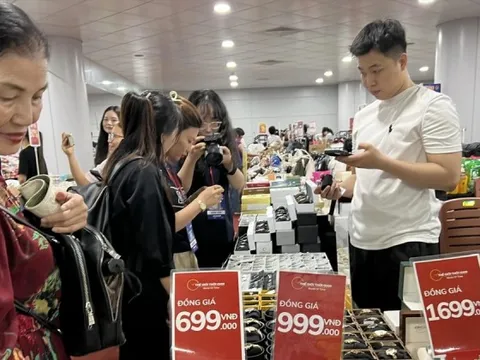 Kỳ vọng 'sóng' tiêu dùng mới sau kỳ nghỉ lễ