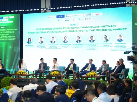 "Một con tôm xuất khẩu sang Mỹ phải chịu tới 4 loại thuế, chưa kể rào cản phi thuế quan xanh"