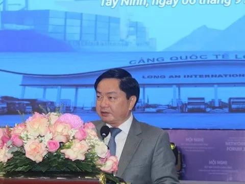 Bí thư Tỉnh ủy Tây Ninh phát biểu cam kết tại một hội nghị quan trọng