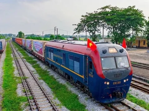 Khẩn trương chuẩn bị khởi công dự án đường sắt Lào Cai - Hà Nội - Hải Phòng