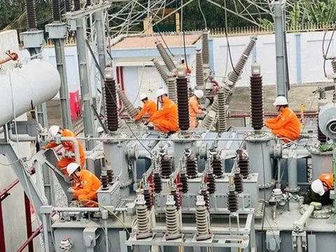 Xóa bỏ dần độc quyền trên thị trường điện