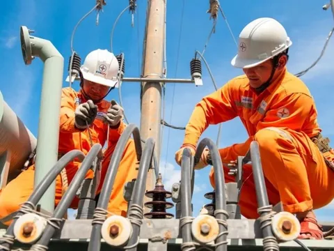 Áp dụng giá điện 2 thành phần cho khách hàng tiêu thụ lớn từ 1/1/2026