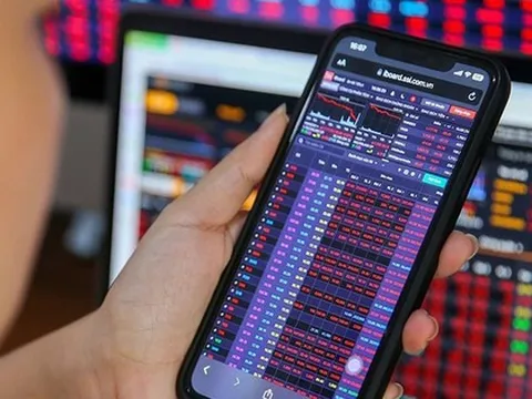 Số lượng tài khoản chứng khoán mở mới cao nhất trong 1 năm