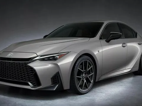 Lexus làm mới dòng sedan cỡ nhỏ