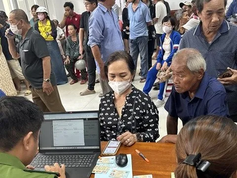 Chủ tịch Đà Nẵng phê bình loạt xã, phường chậm cập nhật số liệu chi trả quà 2-9