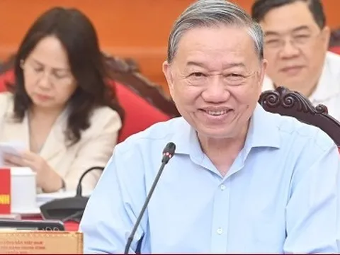 Tổng Bí thư: Huy động tư nhân làm đường sắt tốc độ cao, đường sắt đô thị