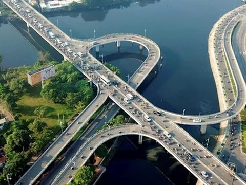 Loạt ông lớn bất động sản cấp tập đổ bộ cửa ngõ phía Tây TPHCM