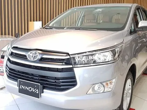 Toyota "khai tử" Innova mẫu cũ ở Việt Nam