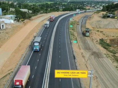 Trước ngày 10/11, hoàn thành đăng ký dự án, công trình khởi công, khánh thành dịp 19/12