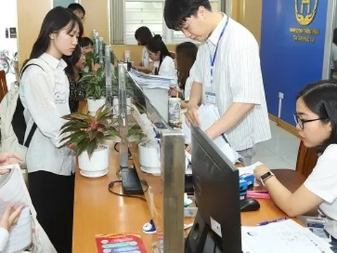 Nguyên Thứ trưởng Nội vụ: Một cán bộ xã có thể đảm nhận nhiều vị trí việc làm