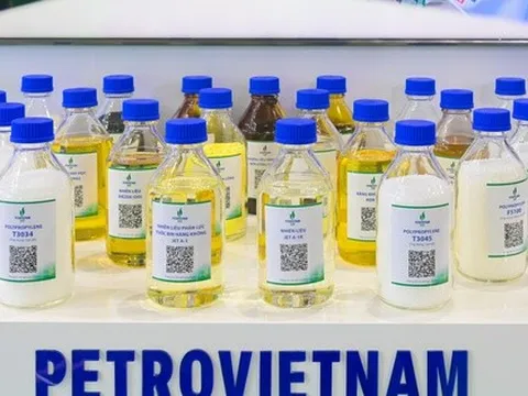 Doanh nghiệp 1 triệu tỷ duy nhất của Việt Nam lần đầu hé lộ về nhiên liệu cho tàu ngầm Kilo và máy bay quân sự