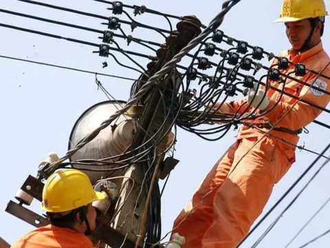 Giá điện "gánh" lỗ EVN tác động 30 triệu hộ gia đình, Hội Bảo vệ người tiêu dùng Việt Nam kiến nghị