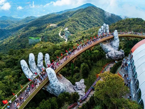 Lần đầu lọt top đường bay nội địa , Đà Nẵng đang hấp dẫn như thế nào?