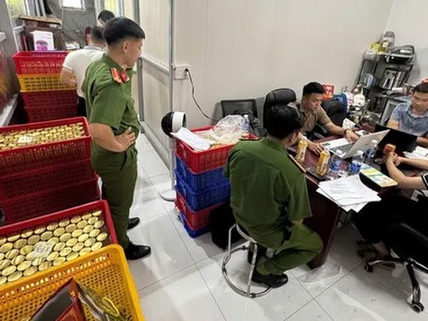 Phát hiện hơn 38.000 lọ nước yến giả, bán đi khắp Đà Nẵng, Hải Phòng, Thanh Hóa