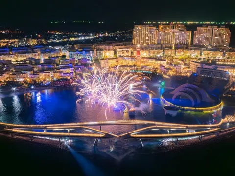 “Symphony of the Sea” – Bản giao hưởng ánh sáng, nước và pháo hoa sẽ trở lại Phú Quốc tháng 11