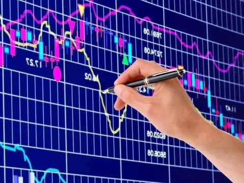 Hai công ty bất động sản bị xử phạt do "ém" thông tin