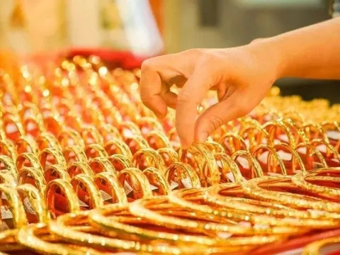 Sáng 12/9: Giá vàng nhẫn, vàng SJC tiếp tục 'sập' mạnh