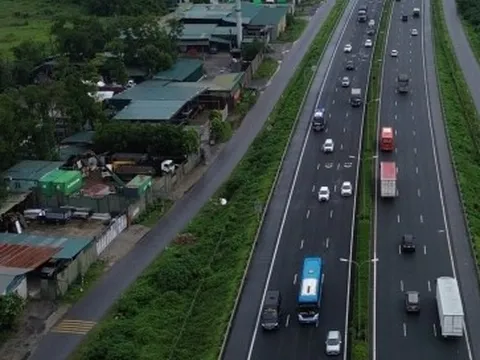 Dự kiến thí điểm cấm xe khách chạy ở làn 1 cao tốc từ 15/9