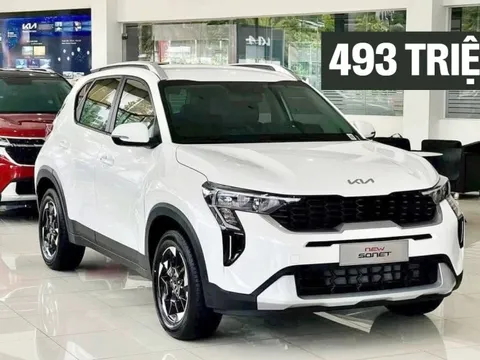 Kia Sonet thêm bản giá rẻ tại Việt Nam: Thực tế còn 493 triệu đồng tại đại lý, lược 3 tính năng, thêm cạnh tranh Raize, Venue