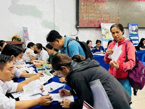 Đề xuất về bảo hiểm thất nghiệp với đối tượng mới