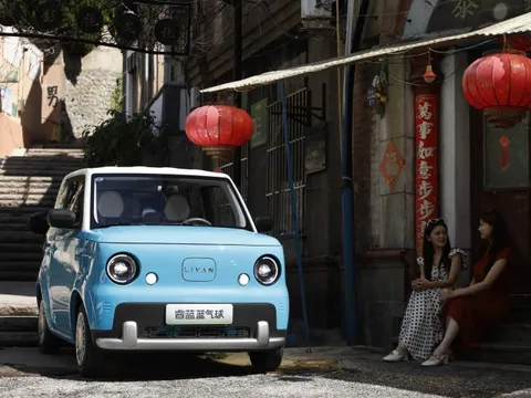 Hãng xe xây nhà máy 4.100 tỷ tại Việt Nam ra mắt xe điện mini giá chỉ bằng 2 mẫu Honda SH, đối đầu Wuling Mini EV